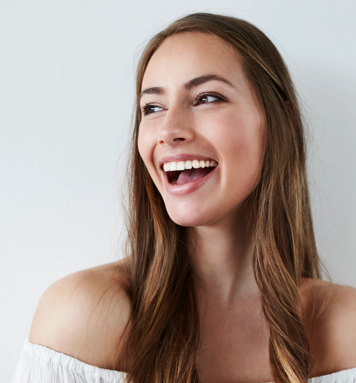 chirurgien dentiste implant montagny Le secret d’un sourire parfait : les facettes dentaires Cabinet dentaire EORA